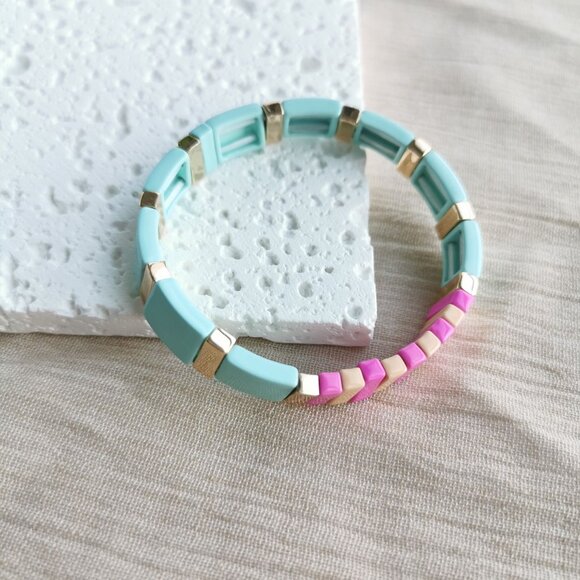 ✨Roxanne Assoulin✨ Rainbow Brite Gold Stretch Bracelet Light Blue Pink Orange - Picture 3 of 3